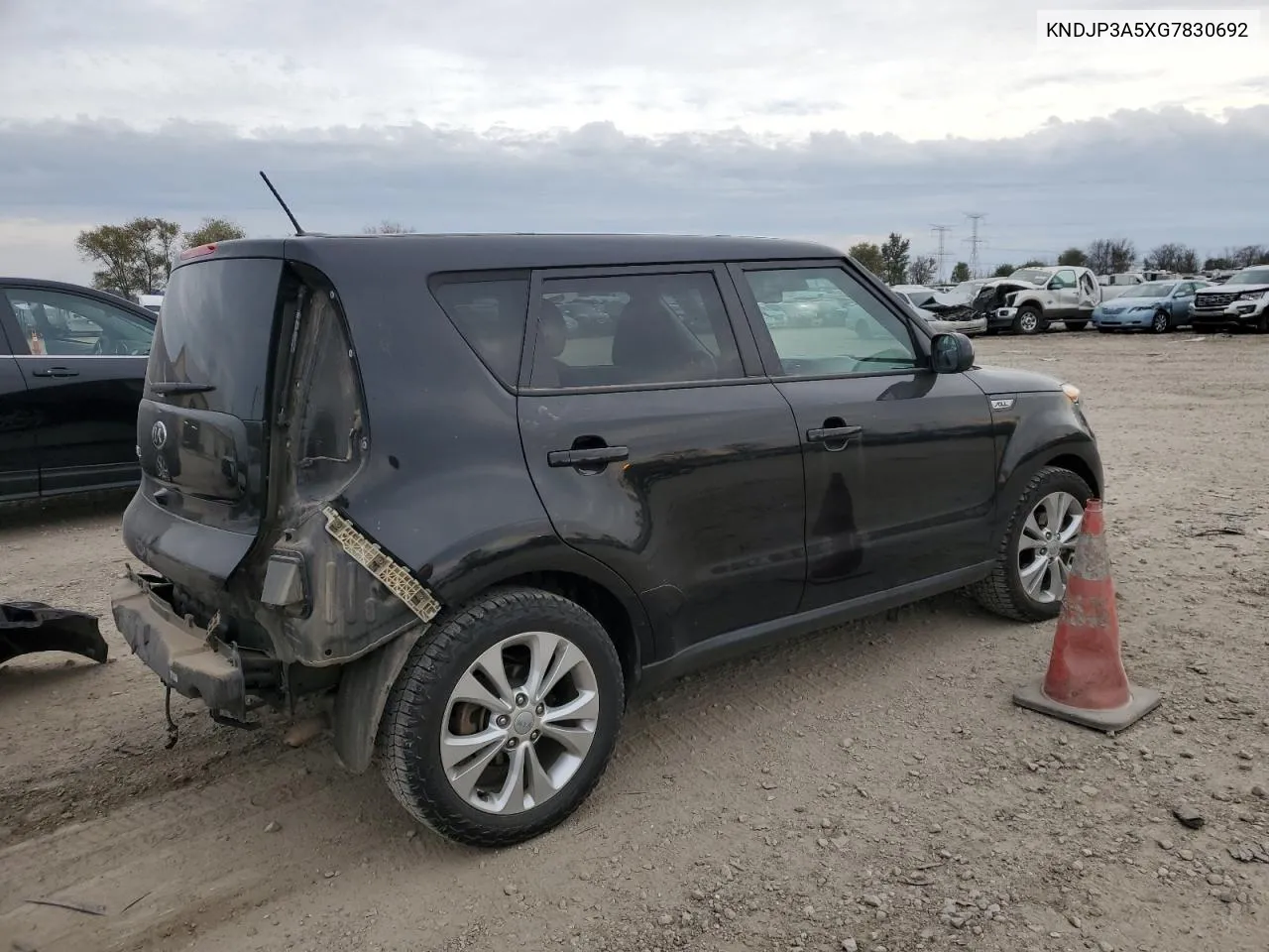 2016 Kia Soul + VIN: KNDJP3A5XG7830692 Lot: 80552974