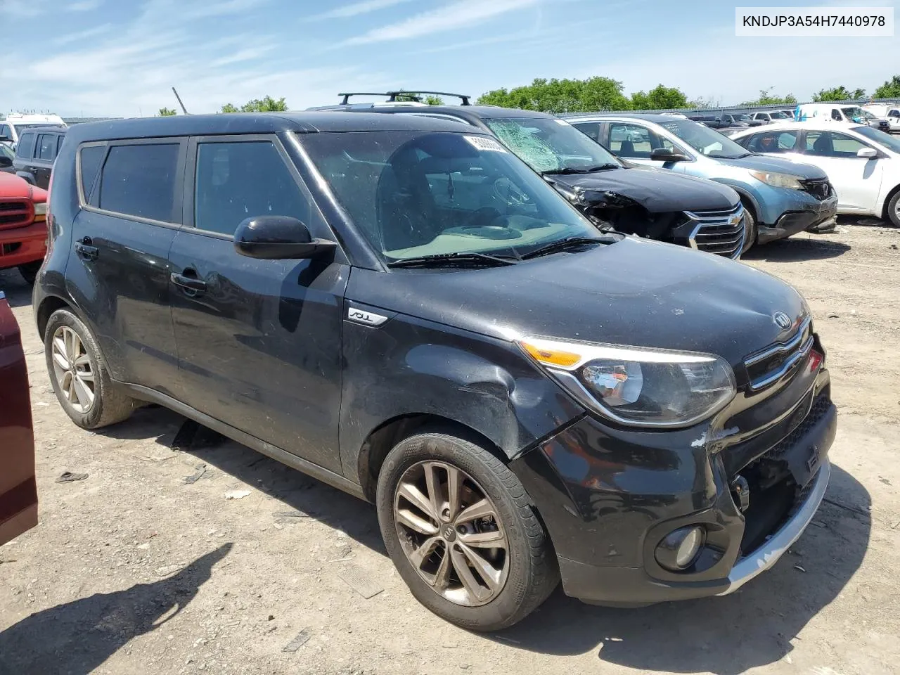 KNDJP3A54H7440978 2017 Kia Soul +