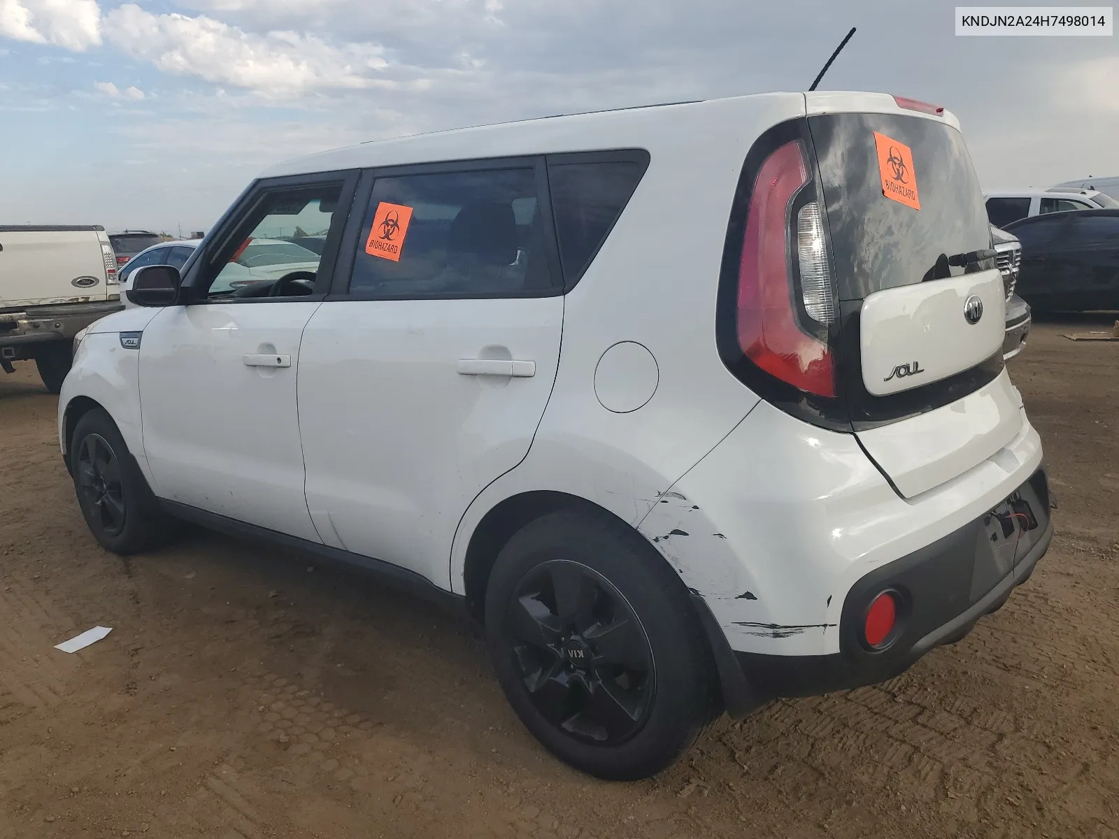 KNDJN2A24H7498014 2017 Kia Soul