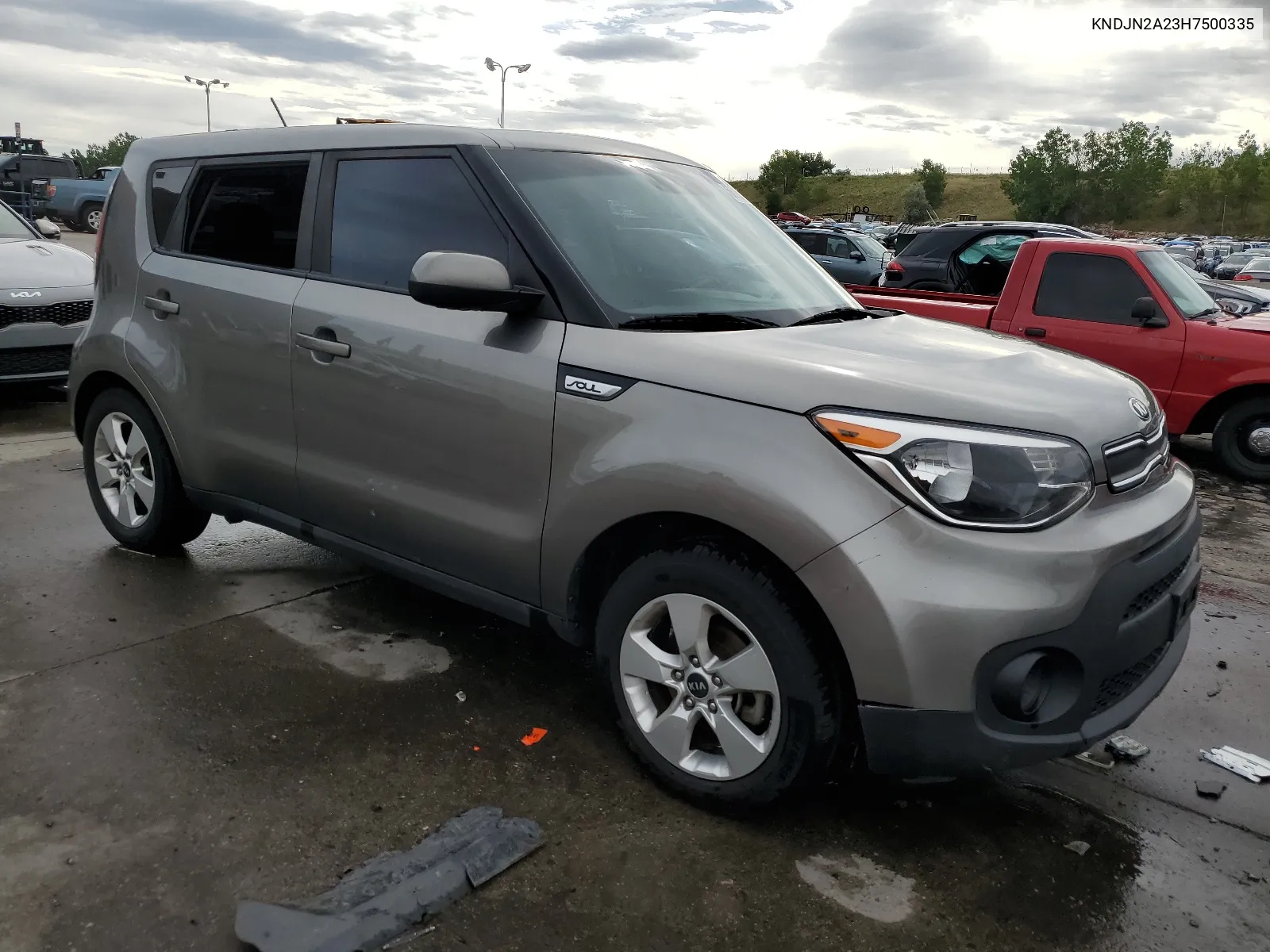 KNDJN2A23H7500335 2017 Kia Soul