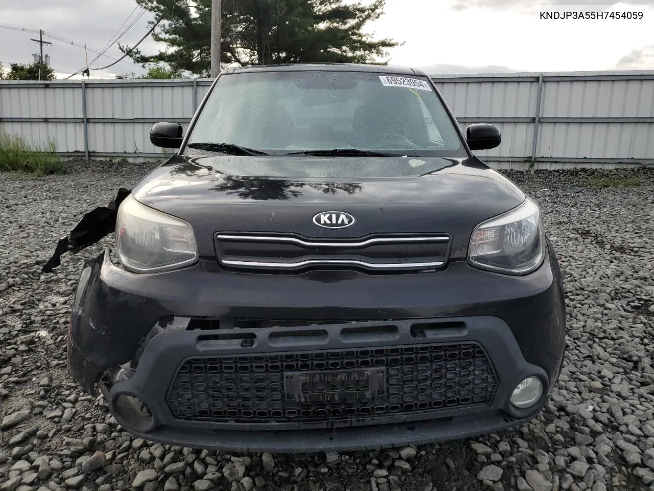 KNDJP3A55H7454059 2017 Kia Soul +