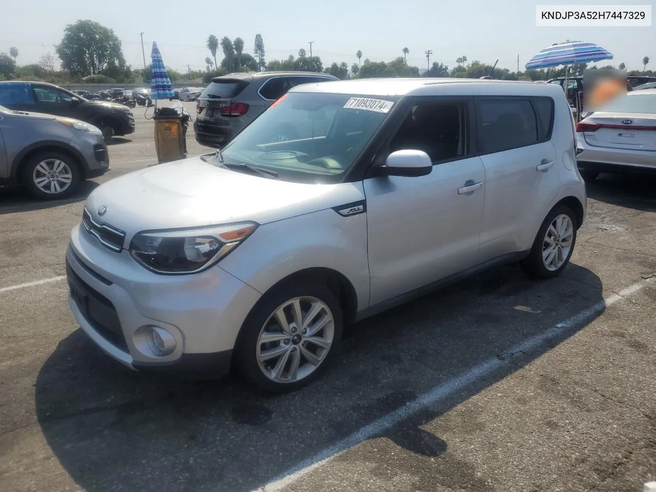 KNDJP3A52H7447329 2017 Kia Soul +