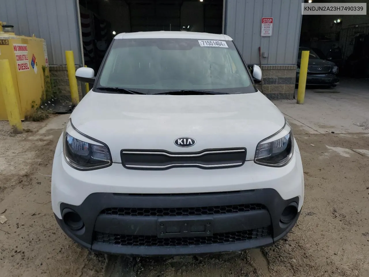 KNDJN2A23H7490339 2017 Kia Soul