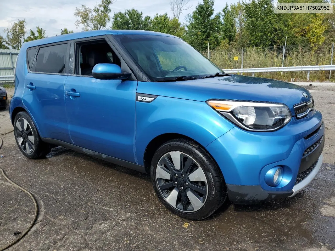 KNDJP3A51H7502952 2017 Kia Soul +