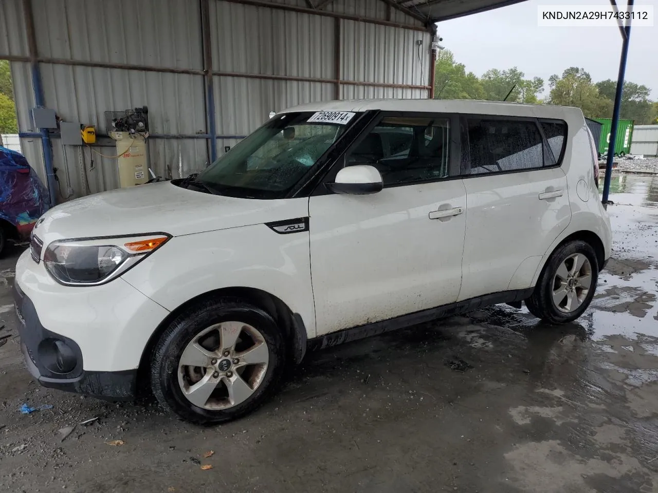 KNDJN2A29H7433112 2017 Kia Soul