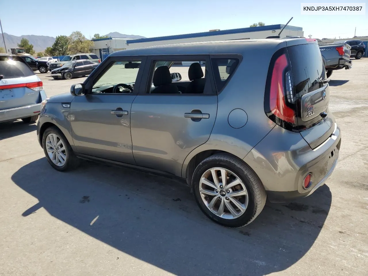 2017 Kia Soul + VIN: KNDJP3A5XH7470387 Lot: 73259054