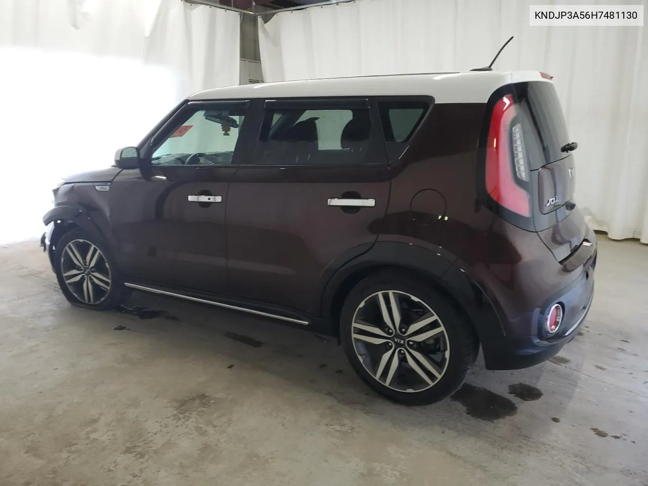 KNDJP3A56H7481130 2017 Kia Soul +