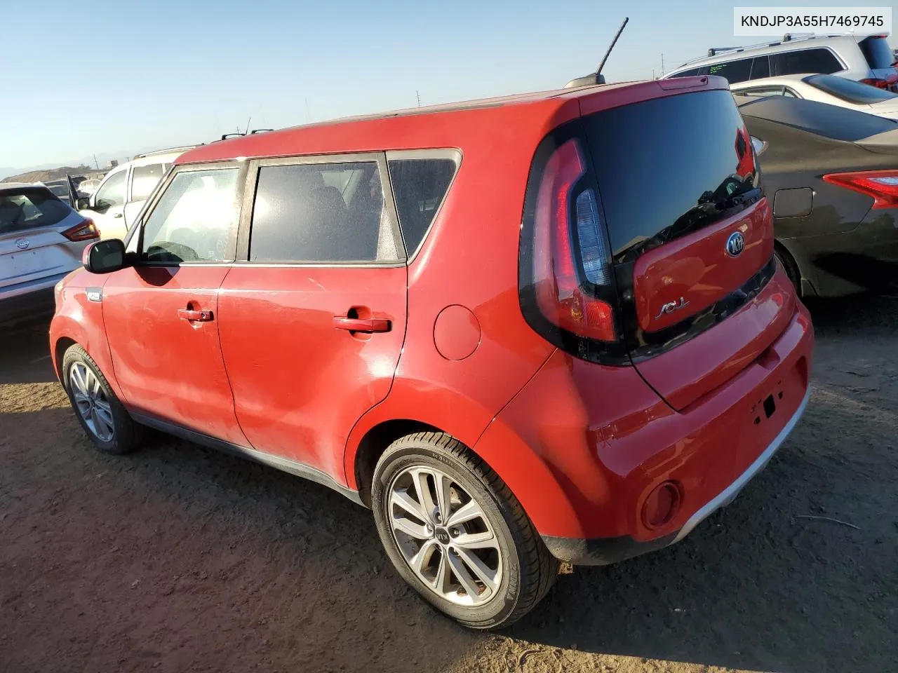 KNDJP3A55H7469745 2017 Kia Soul +