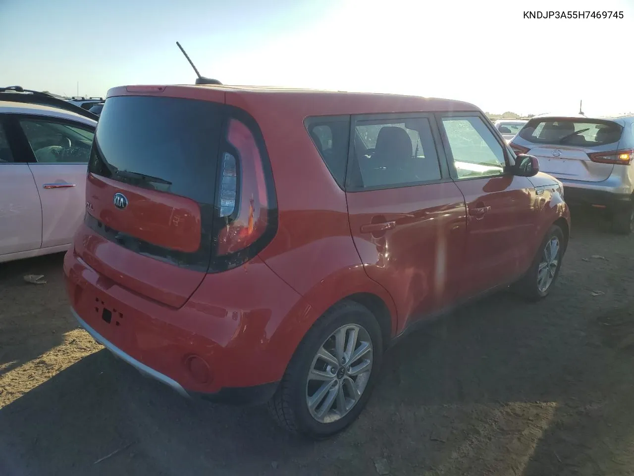 KNDJP3A55H7469745 2017 Kia Soul +