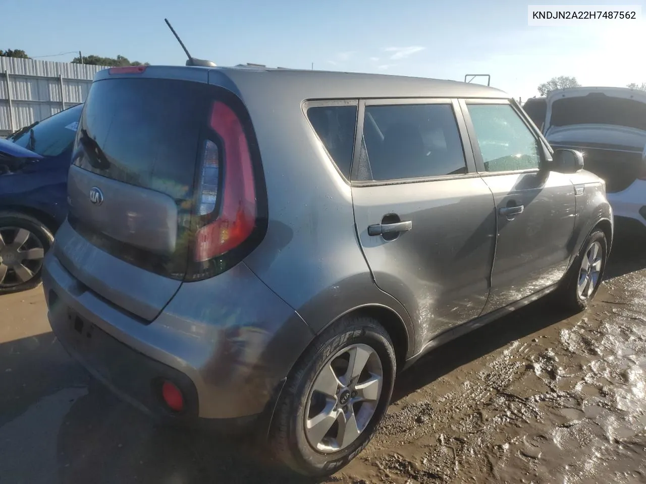 KNDJN2A22H7487562 2017 Kia Soul