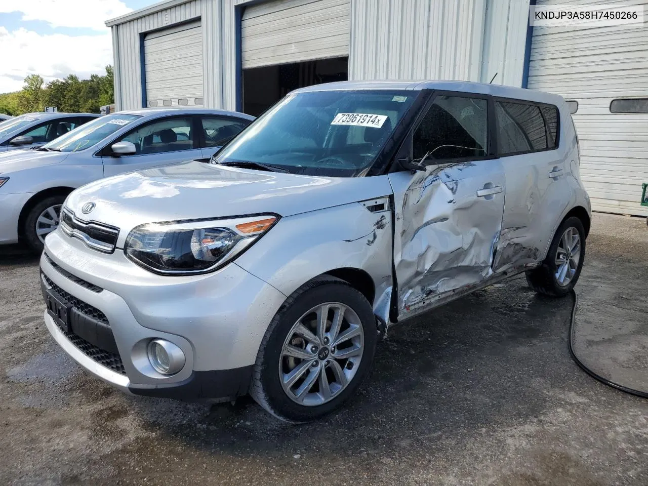 2017 Kia Soul + VIN: KNDJP3A58H7450266 Lot: 73961914