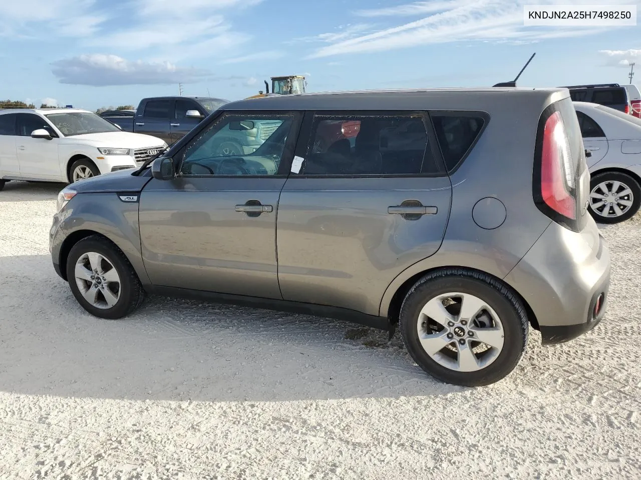 2017 Kia Soul VIN: KNDJN2A25H7498250 Lot: 74461124