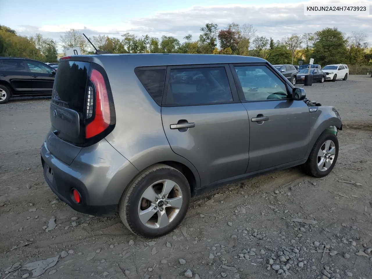 KNDJN2A24H7473923 2017 Kia Soul