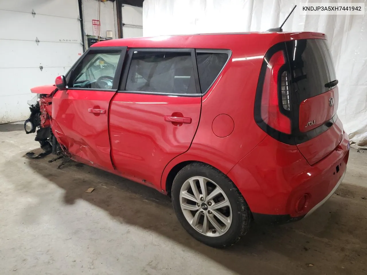 2017 Kia Soul + VIN: KNDJP3A5XH7441942 Lot: 76006324