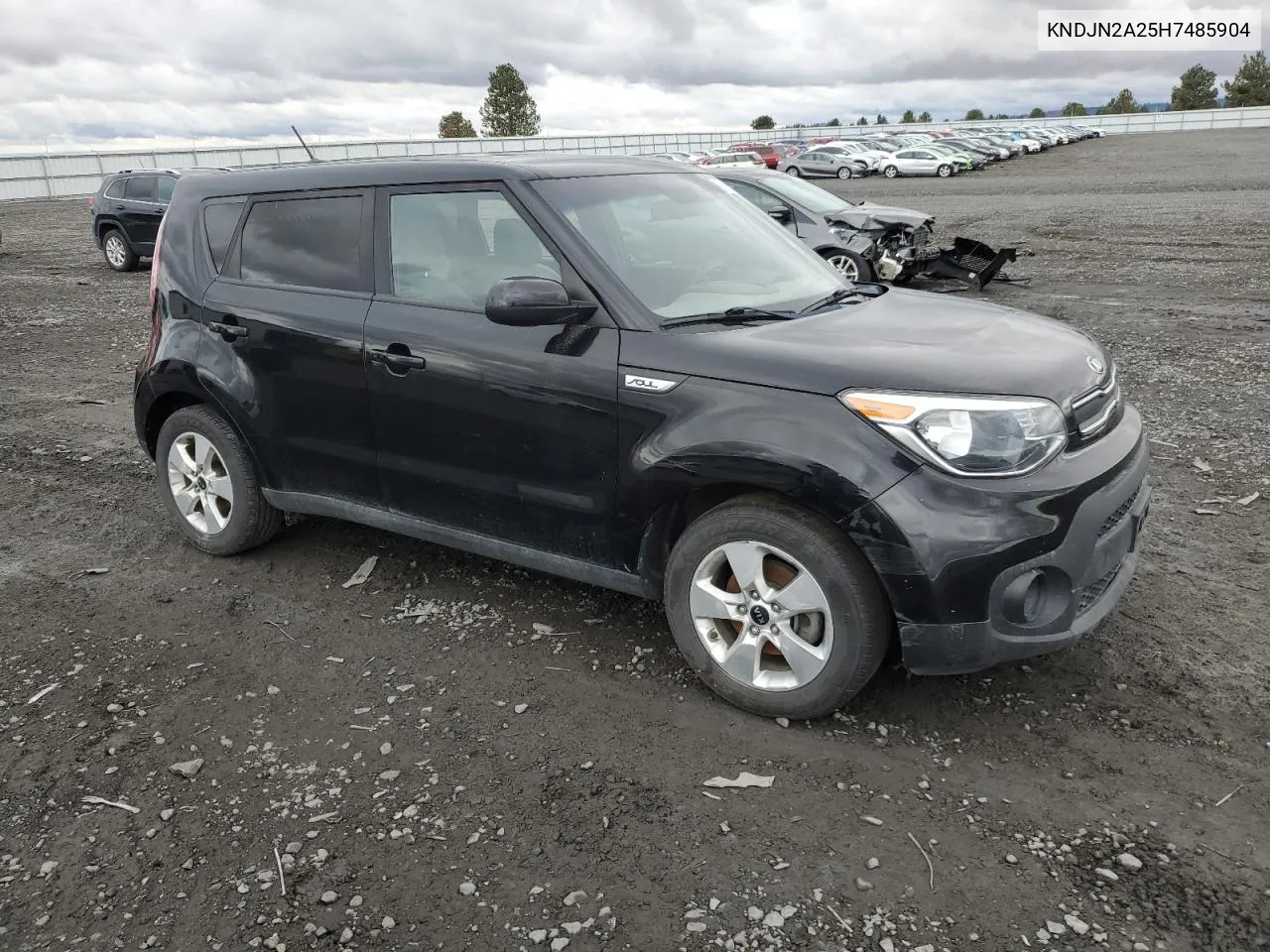 KNDJN2A25H7485904 2017 Kia Soul