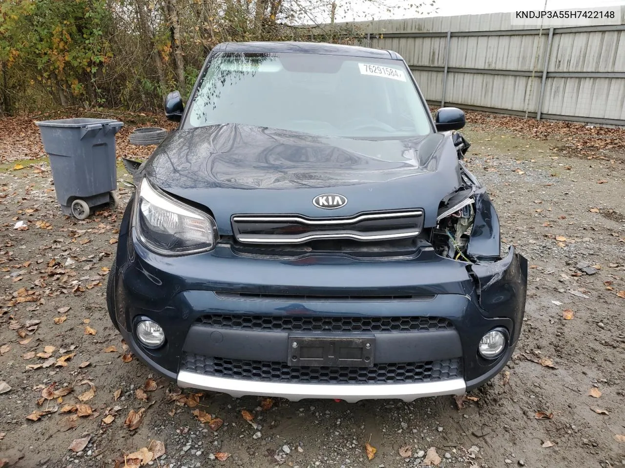 2017 Kia Soul + VIN: KNDJP3A55H7422148 Lot: 76291584