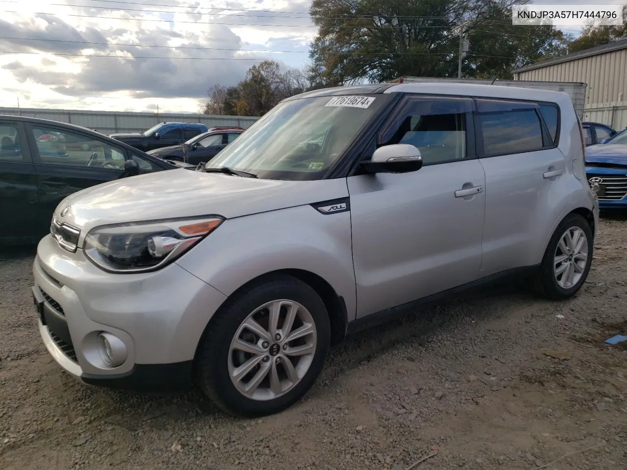 2017 Kia Soul + VIN: KNDJP3A57H7444796 Lot: 77619674