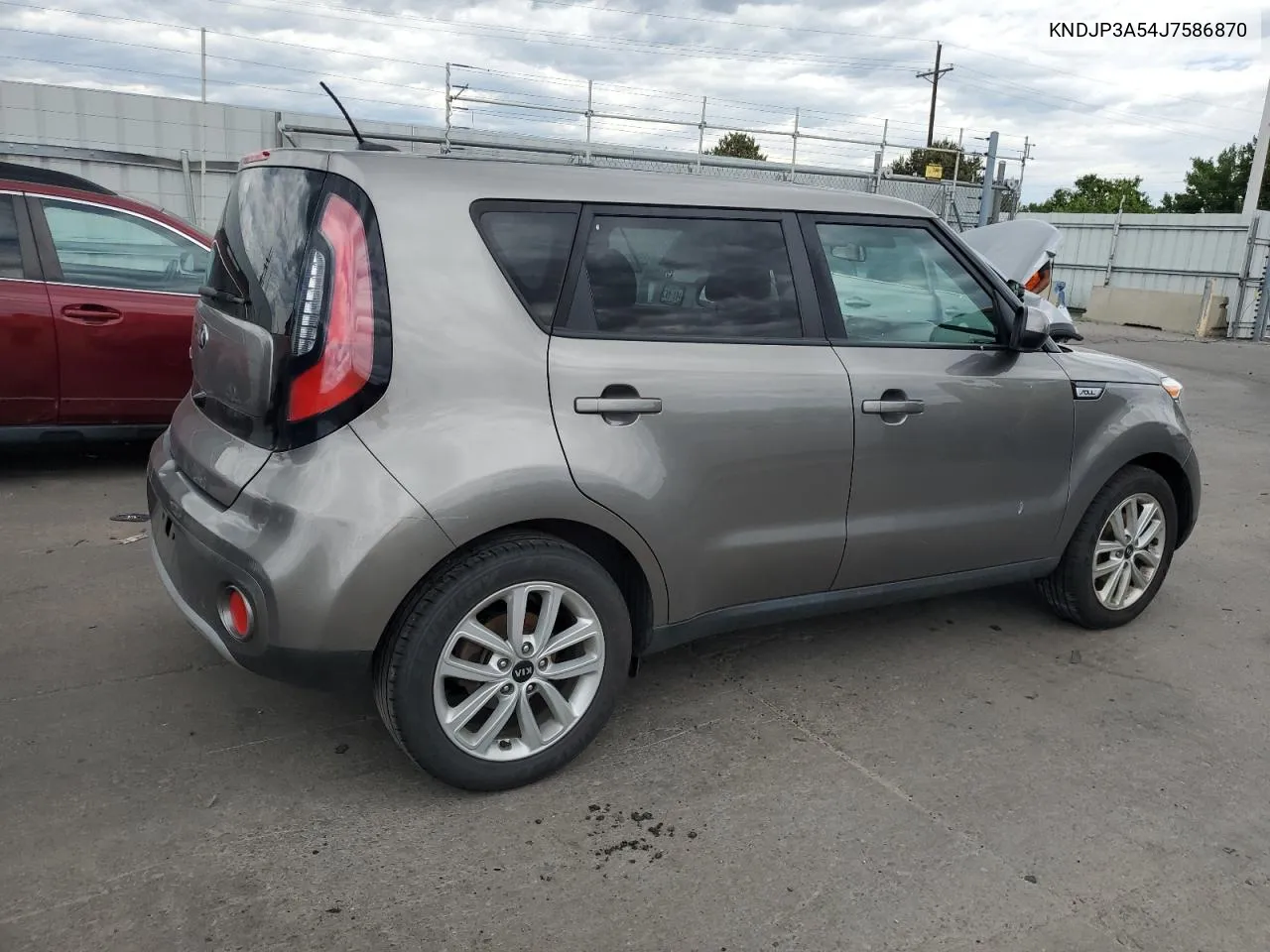 2018 Kia Soul + VIN: KNDJP3A54J7586870 Lot: 57697854