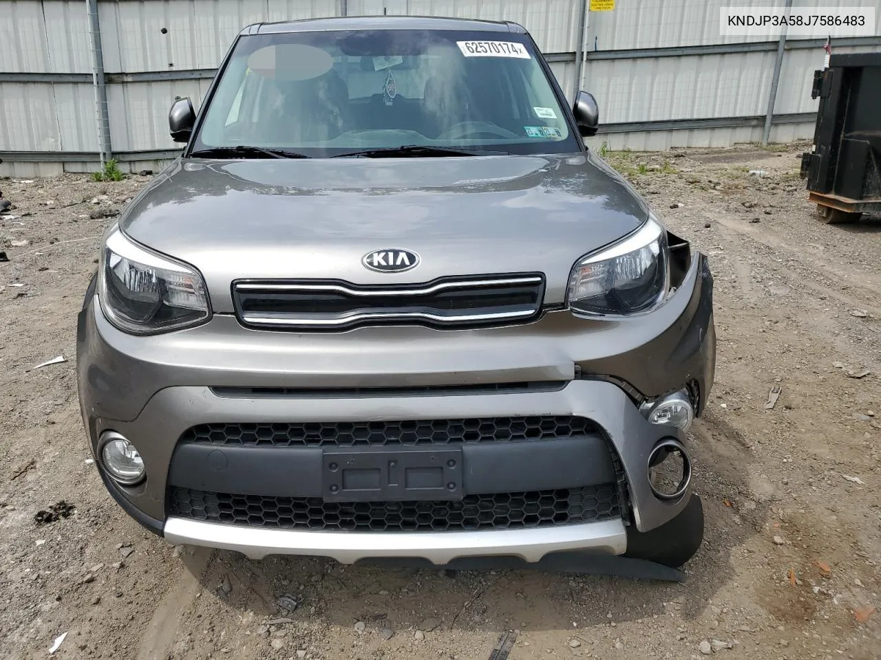 KNDJP3A58J7586483 2018 Kia Soul +