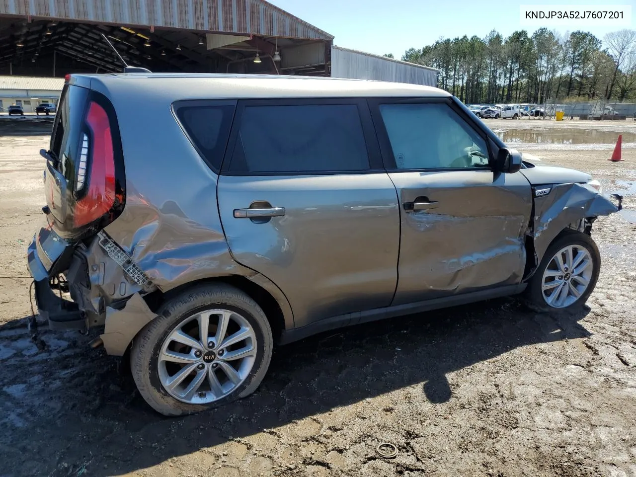 2018 Kia Soul + VIN: KNDJP3A52J7607201 Lot: 62930684