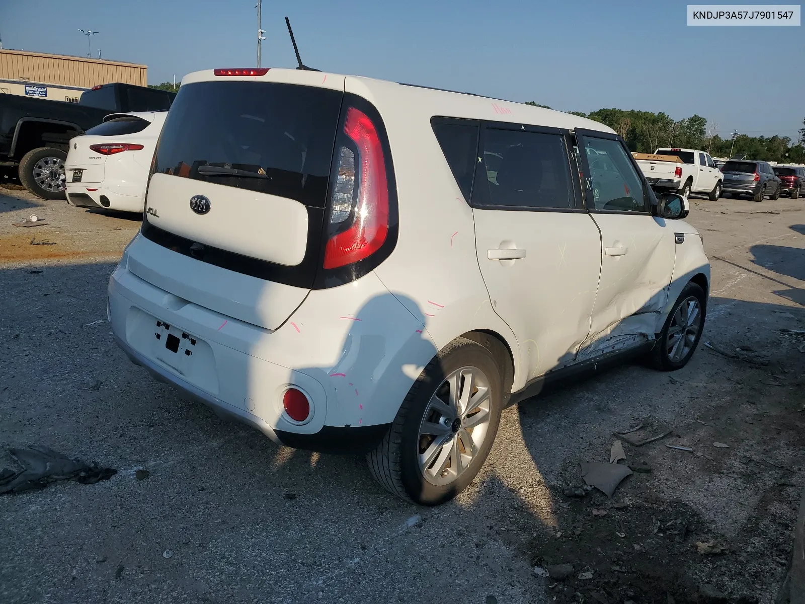 KNDJP3A57J7901547 2018 Kia Soul +