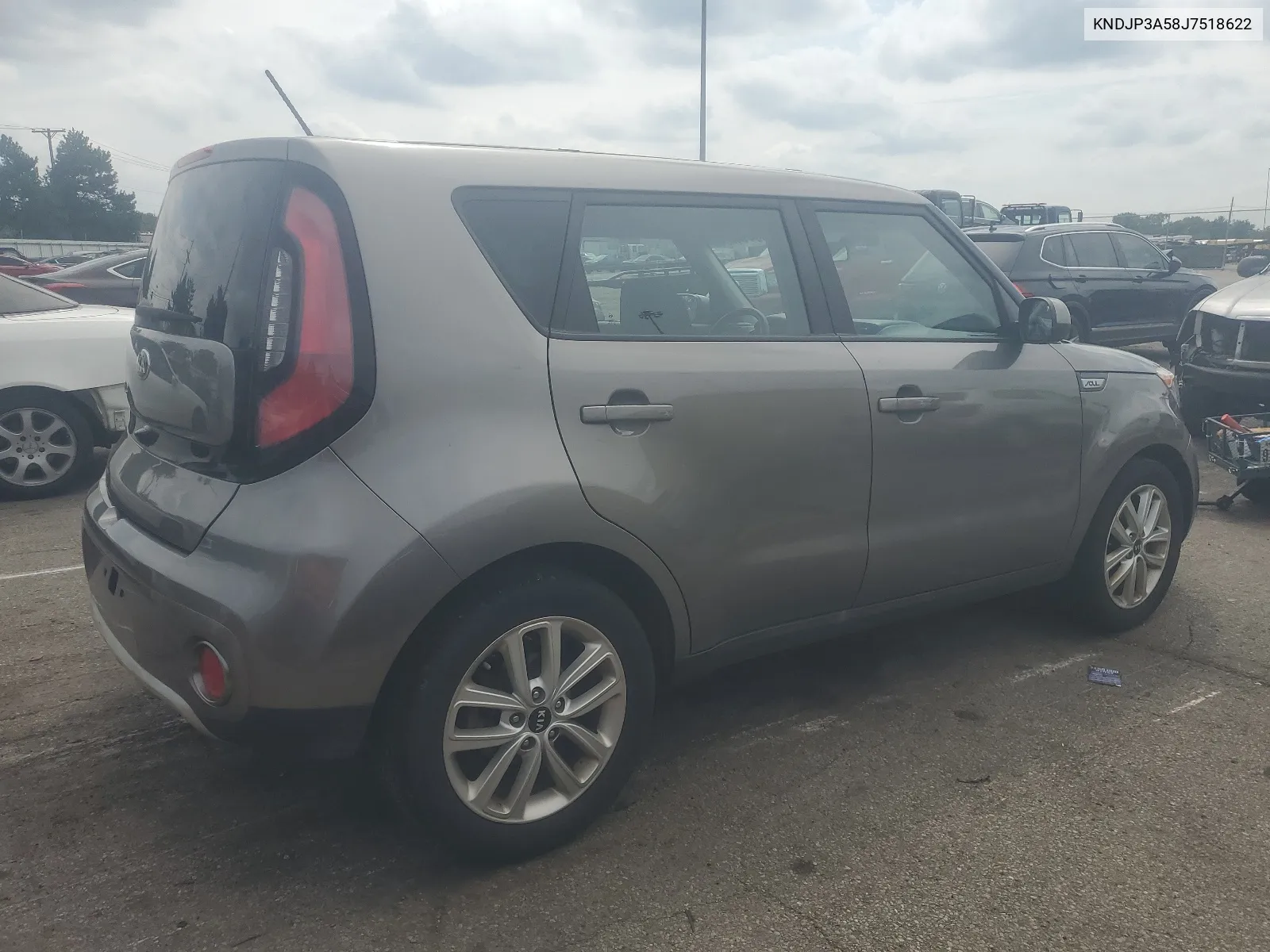 KNDJP3A58J7518622 2018 Kia Soul +