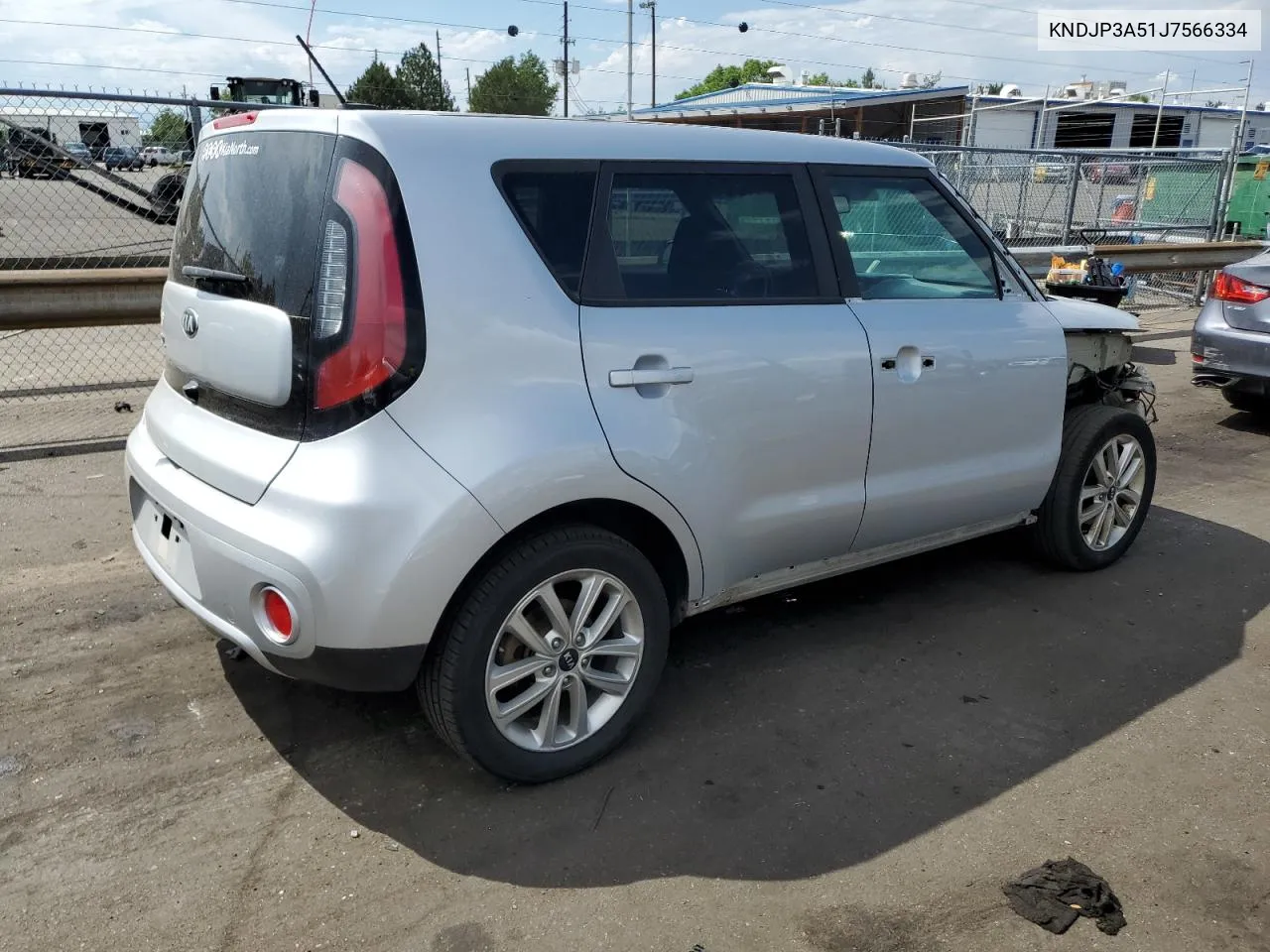 KNDJP3A51J7566334 2018 Kia Soul +