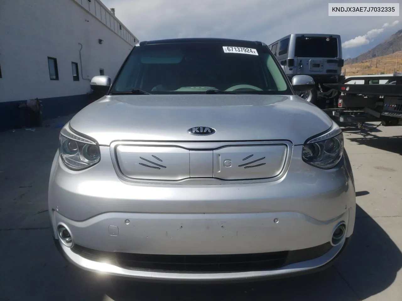 2018 Kia Soul Ev + VIN: KNDJX3AE7J7032335 Lot: 67137924