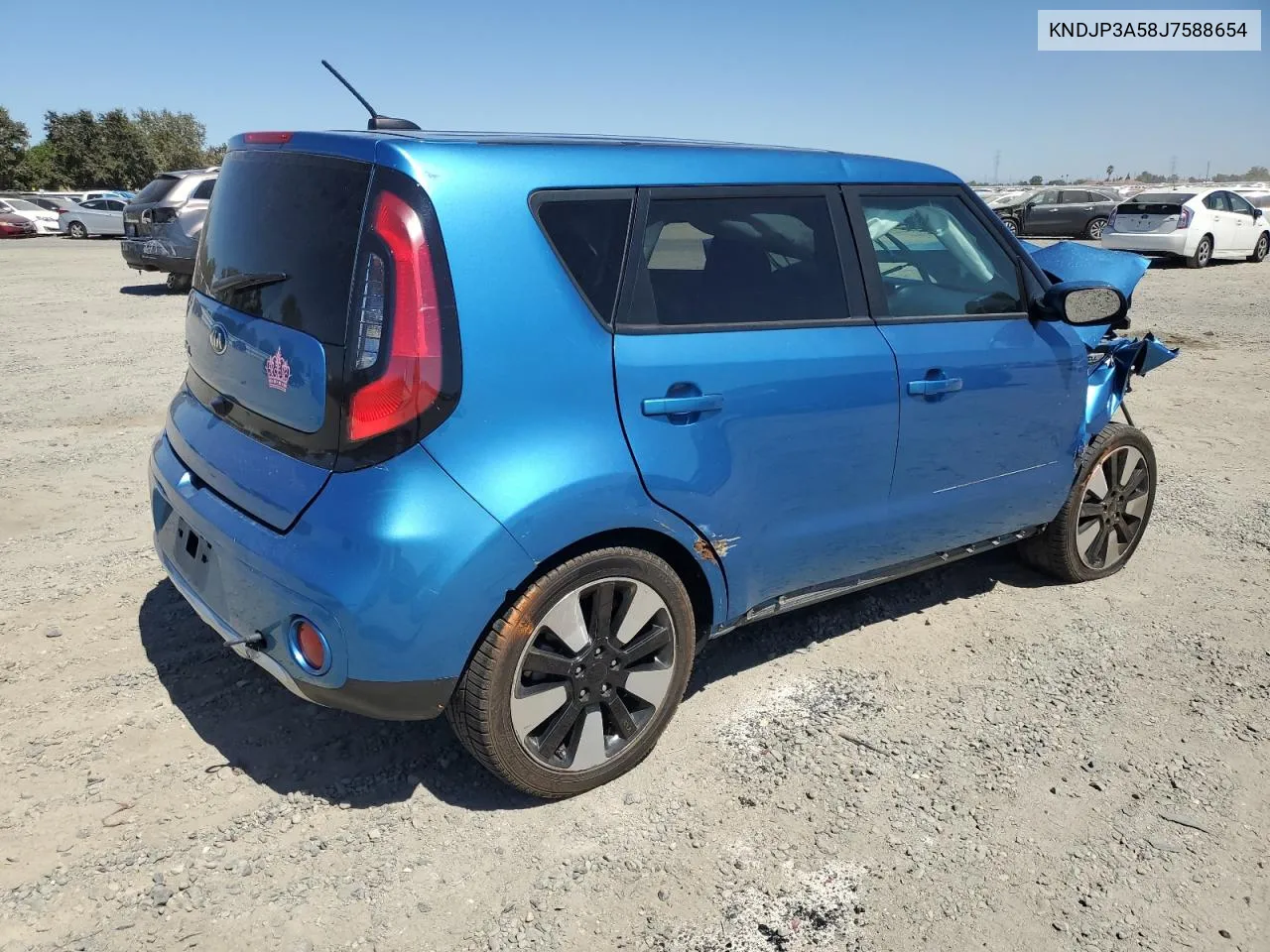 KNDJP3A58J7588654 2018 Kia Soul +