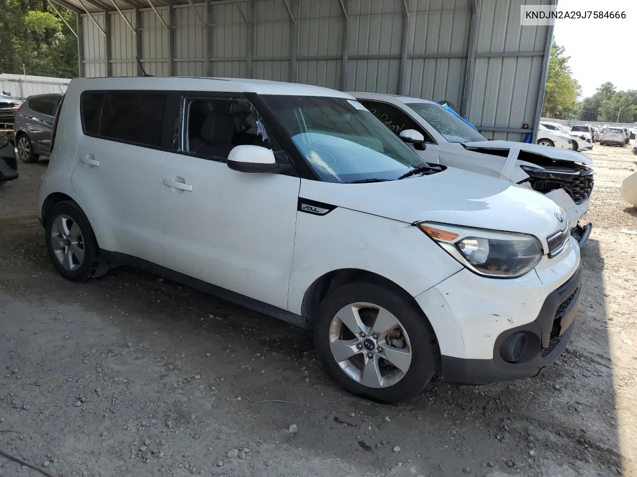 KNDJN2A29J7584666 2018 Kia Soul