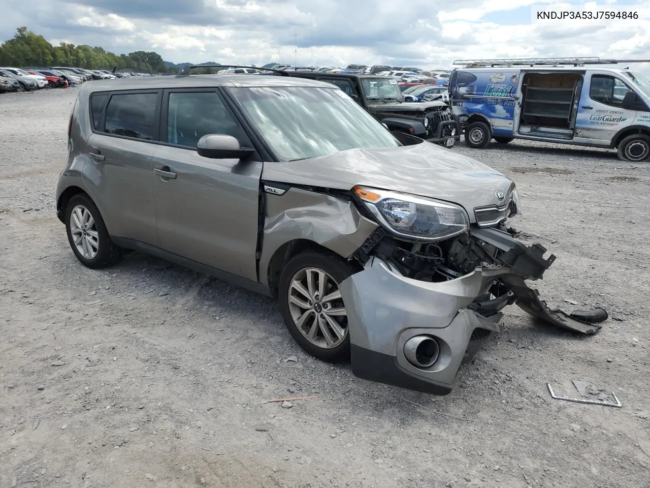 KNDJP3A53J7594846 2018 Kia Soul +