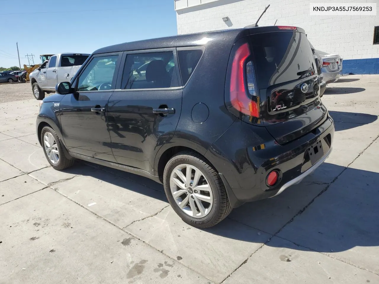 2018 Kia Soul + VIN: KNDJP3A55J7569253 Lot: 68384764