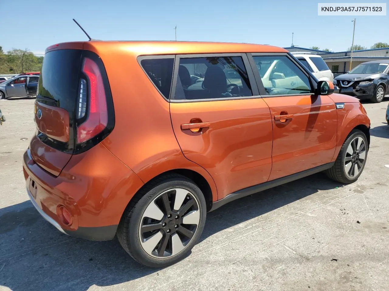 2018 Kia Soul + VIN: KNDJP3A57J7571523 Lot: 68558804