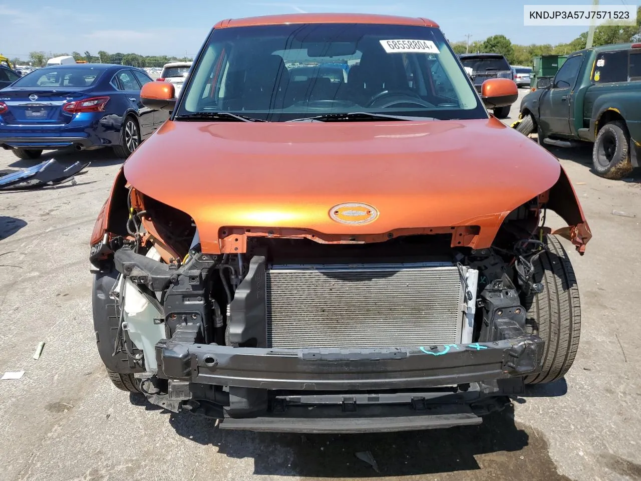 KNDJP3A57J7571523 2018 Kia Soul +