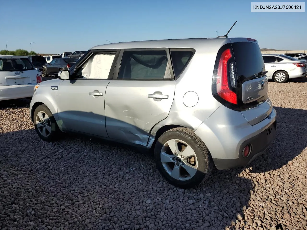 KNDJN2A23J7606421 2018 Kia Soul