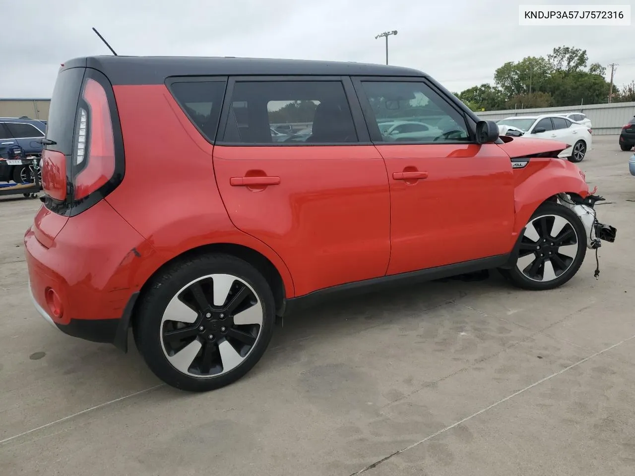 KNDJP3A57J7572316 2018 Kia Soul +