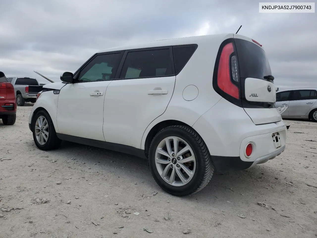 KNDJP3A52J7900743 2018 Kia Soul +