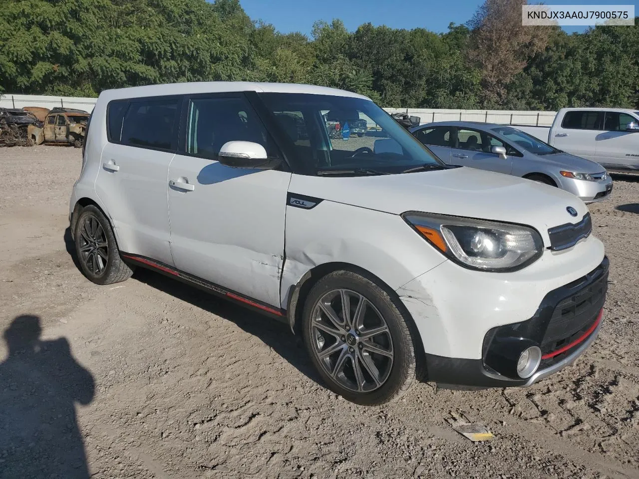 KNDJX3AA0J7900575 2018 Kia Soul !