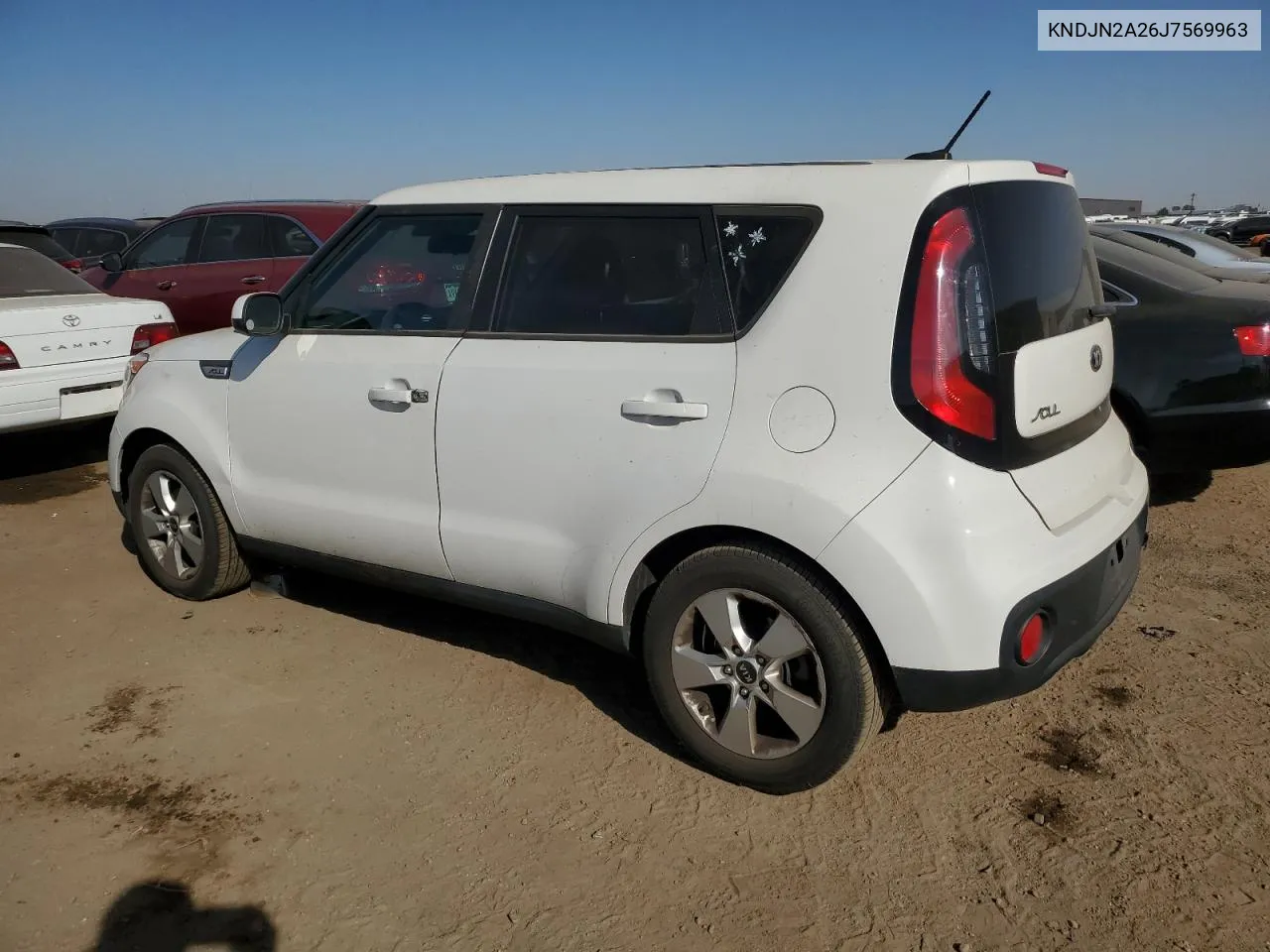 KNDJN2A26J7569963 2018 Kia Soul