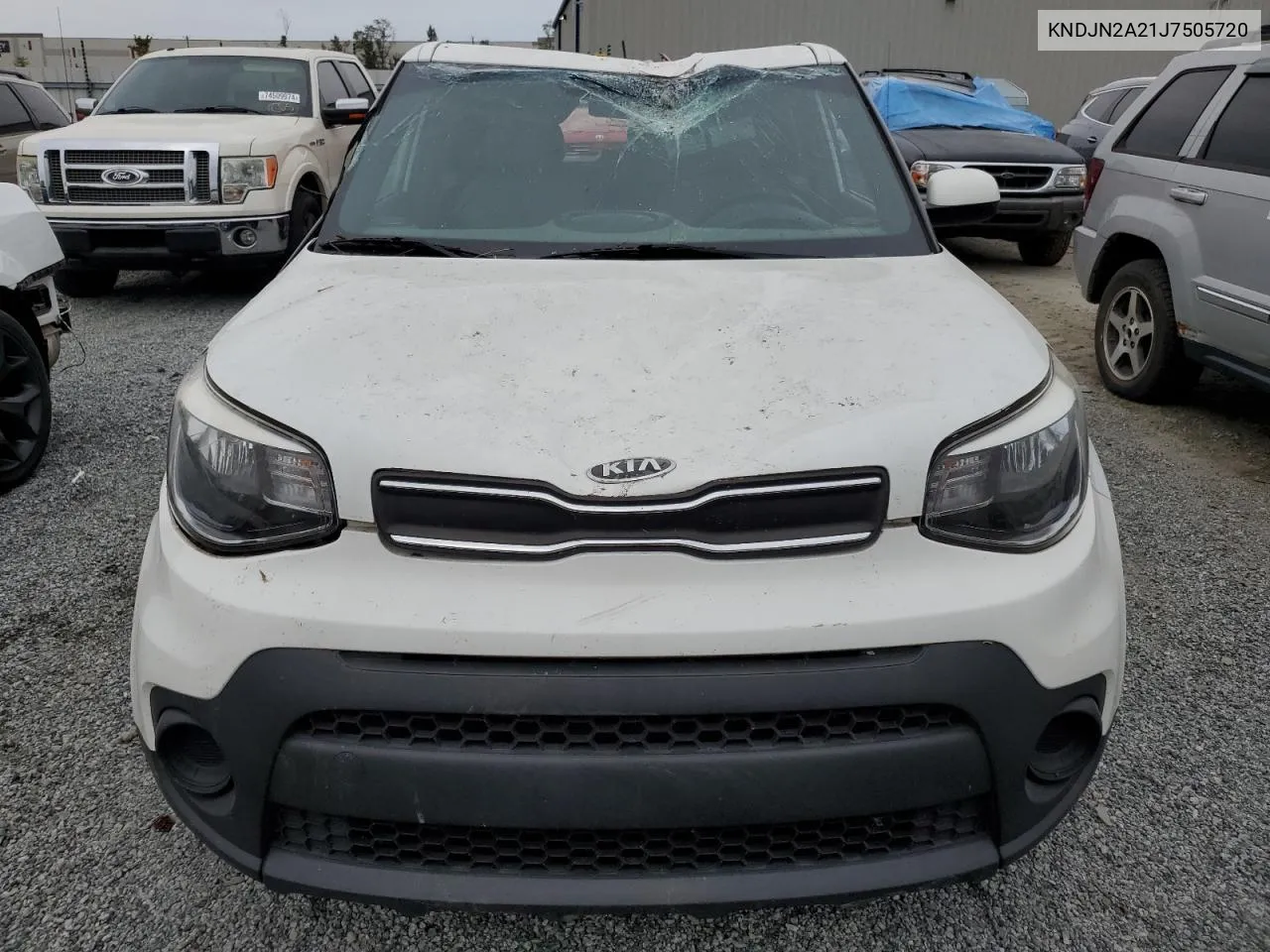 KNDJN2A21J7505720 2018 Kia Soul