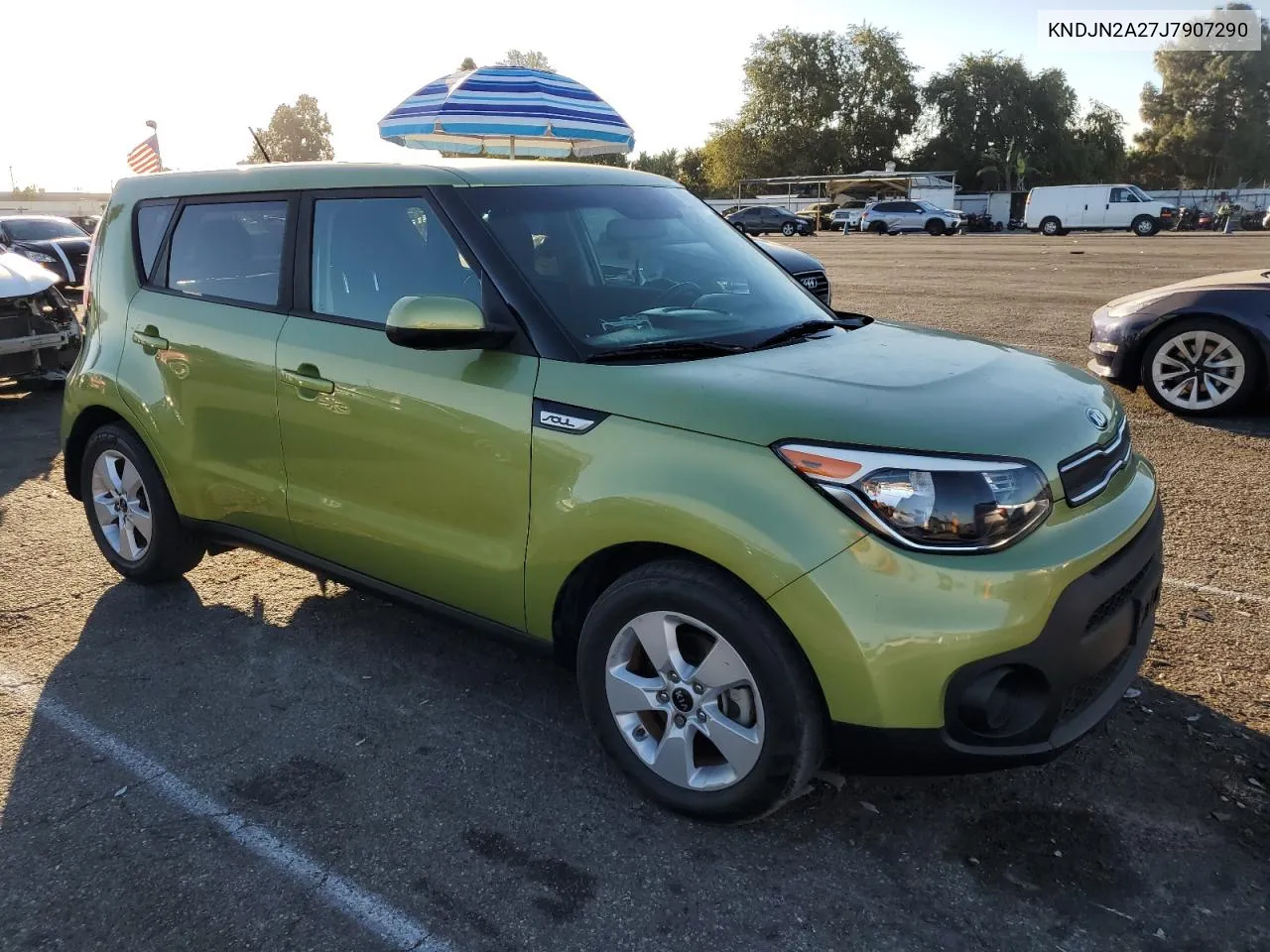 KNDJN2A27J7907290 2018 Kia Soul