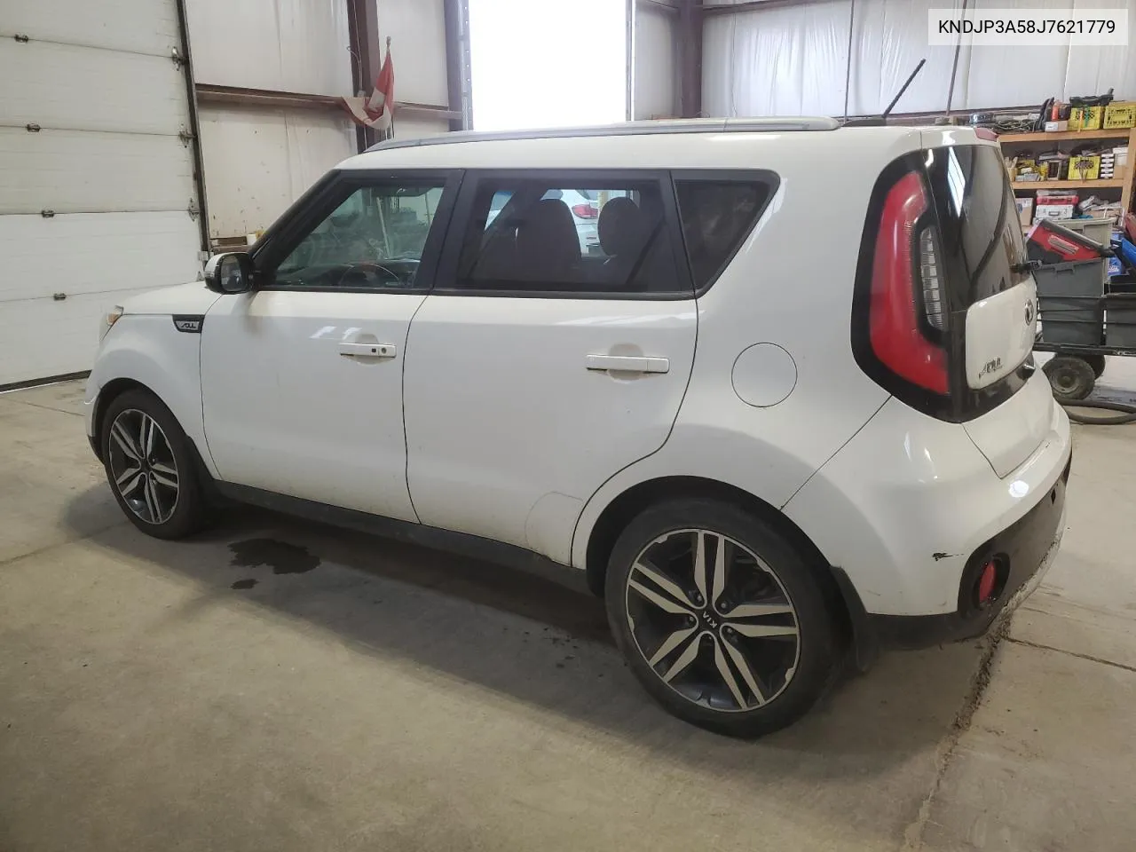 2018 Kia Soul + VIN: KNDJP3A58J7621779 Lot: 77370204