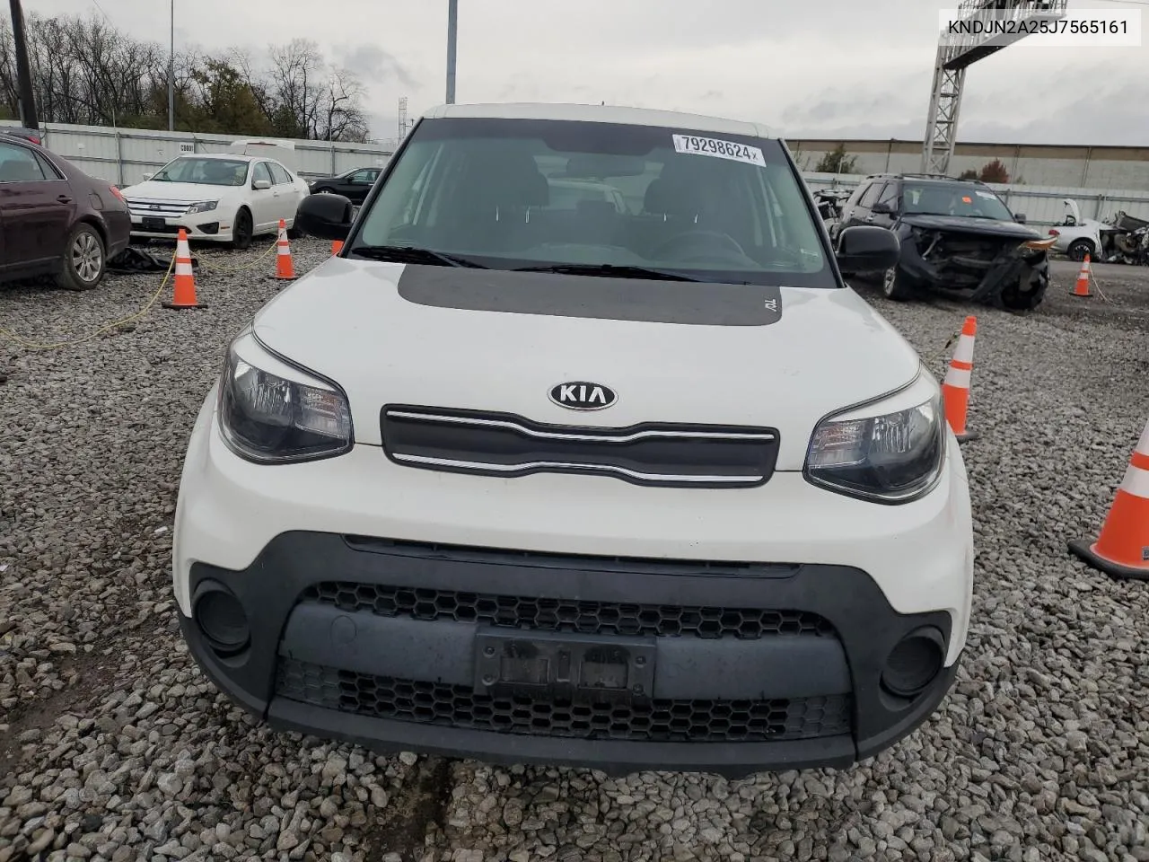 2018 Kia Soul VIN: KNDJN2A25J7565161 Lot: 79298624