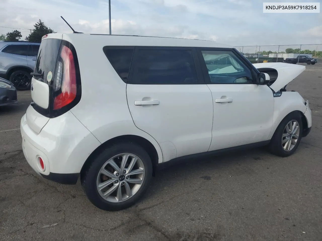 KNDJP3A59K7918254 2019 Kia Soul +