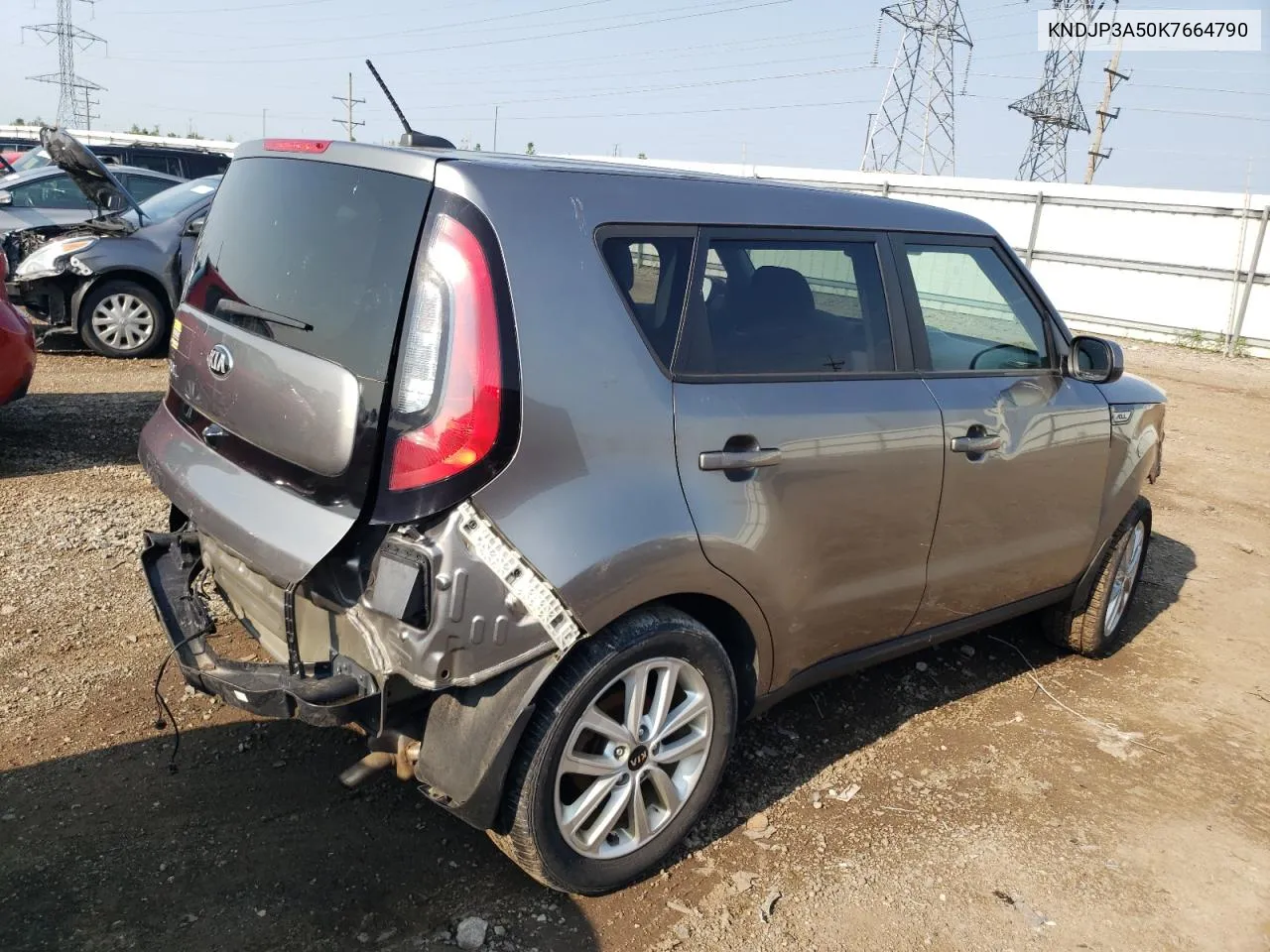 KNDJP3A50K7664790 2019 Kia Soul +