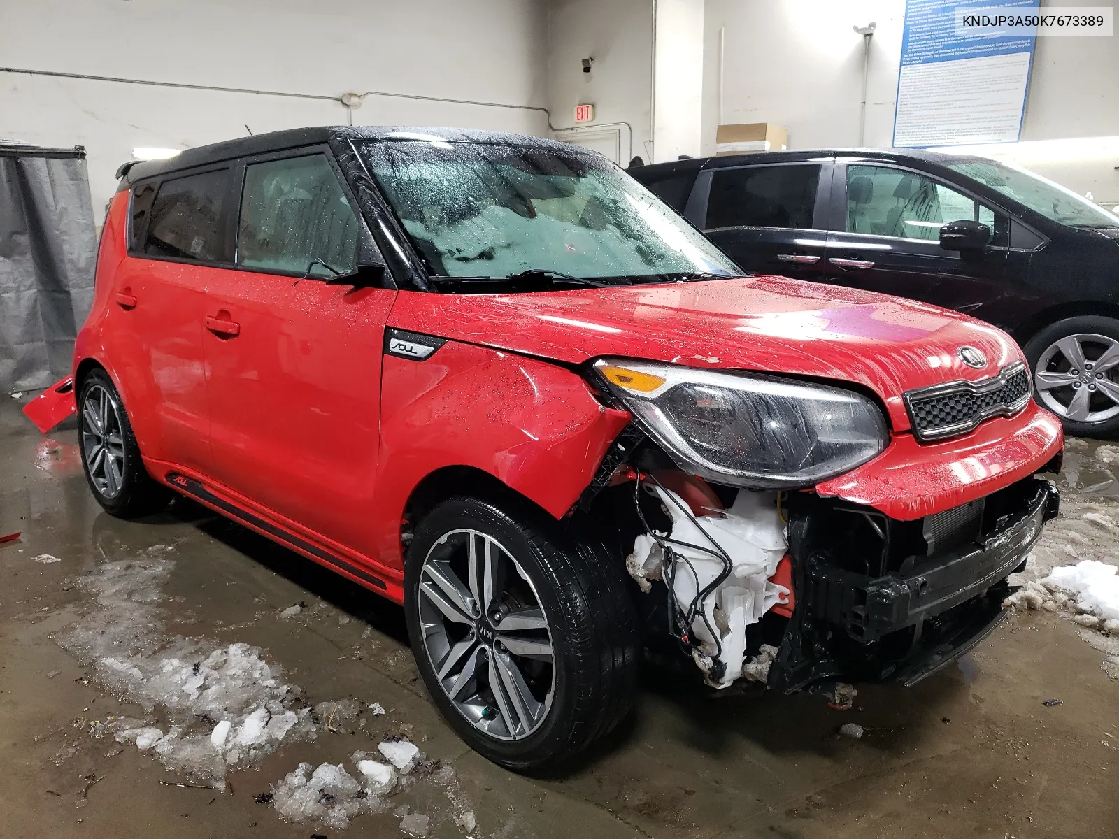 KNDJP3A50K7673389 2019 Kia Soul +