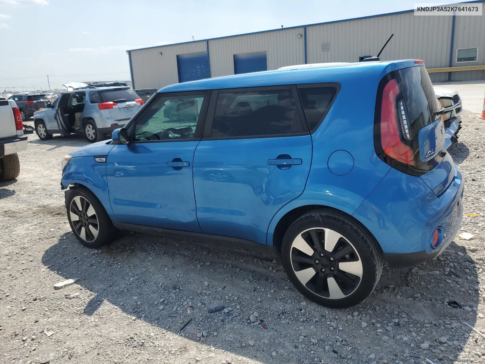 KNDJP3A52K7641673 2019 Kia Soul +