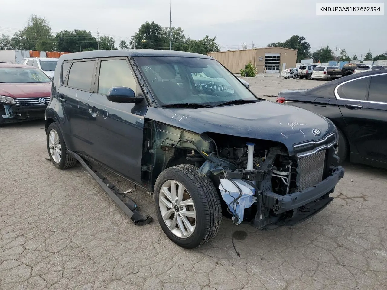 KNDJP3A51K7662594 2019 Kia Soul +