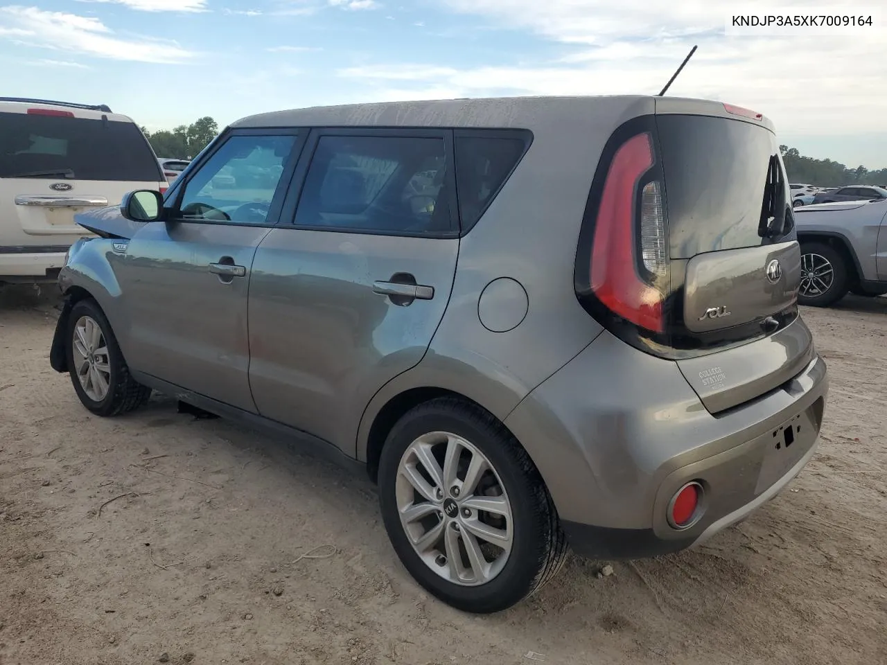 KNDJP3A5XK7009164 2019 Kia Soul +