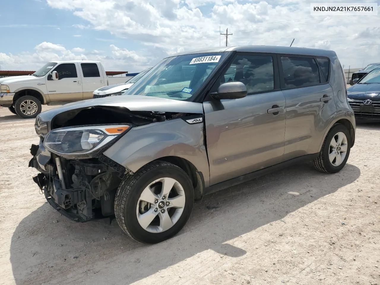 KNDJN2A21K7657661 2019 Kia Soul